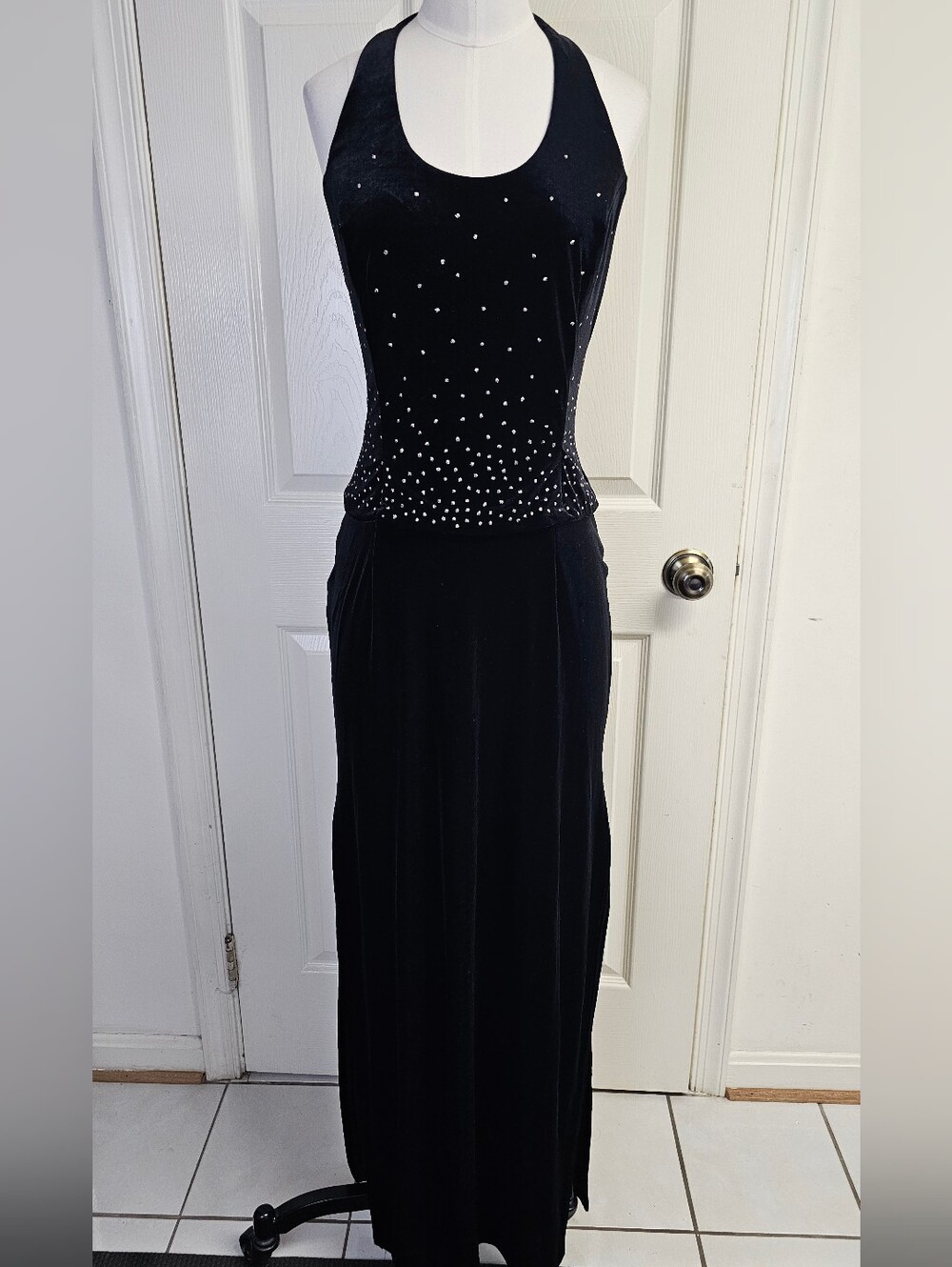 Vintage Scott McClintock Millennium 2000 Black Velvet Halter Gown Dress Size 6/S